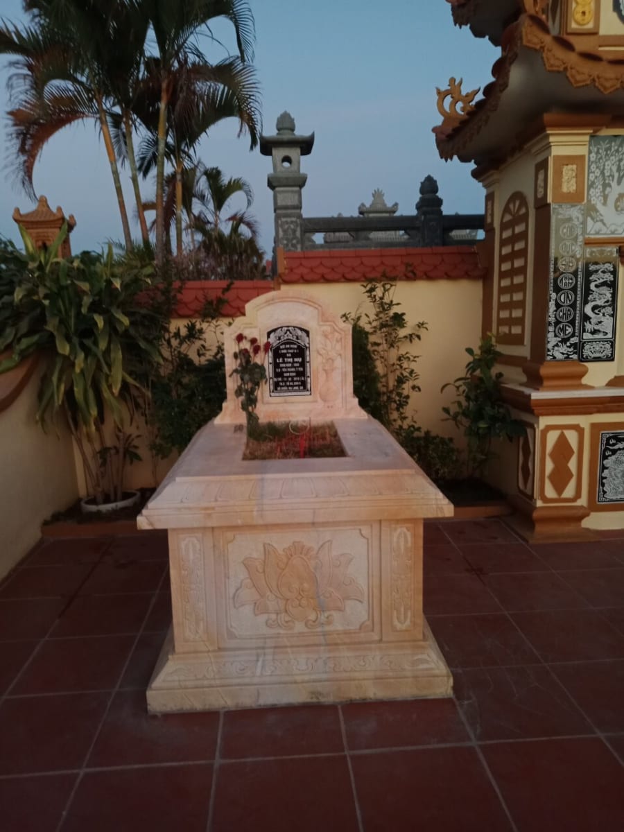 Mộ Đá