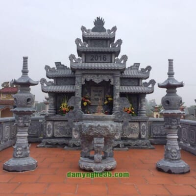 Lăng Mộ Đá