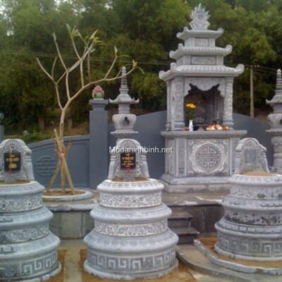 Lăng Mộ Đá