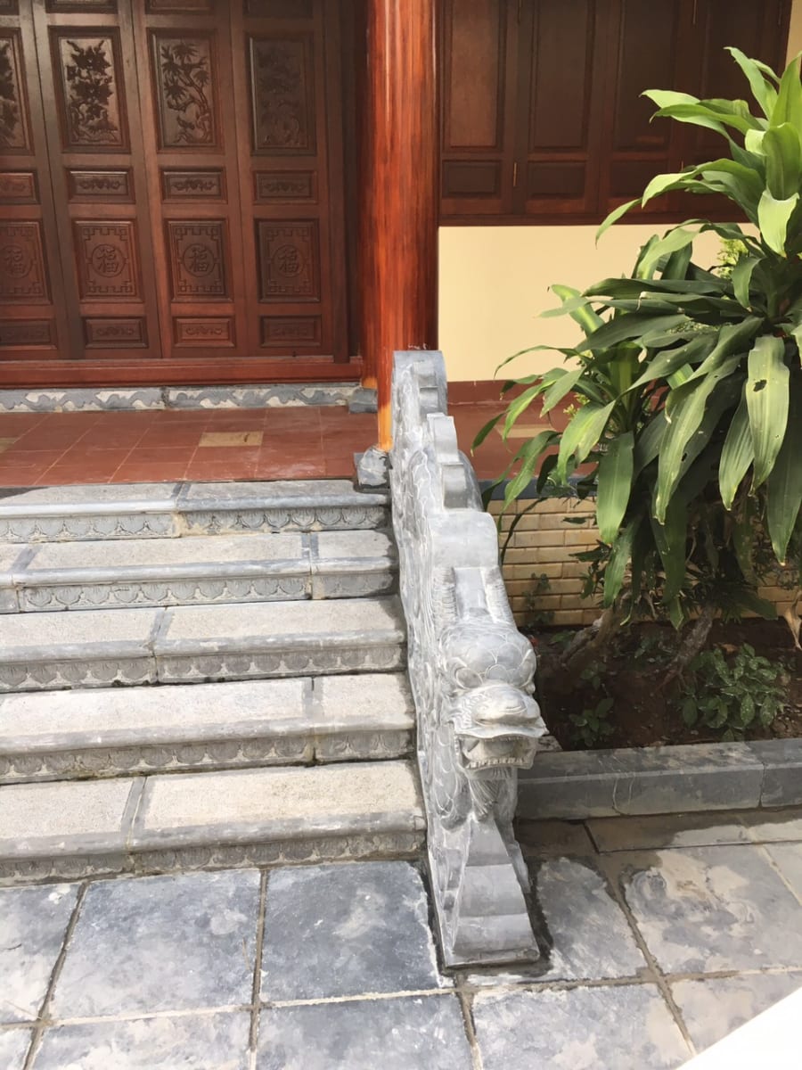 Đá Bậc