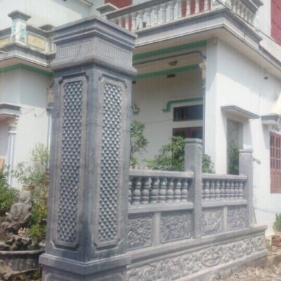 Cột Đá