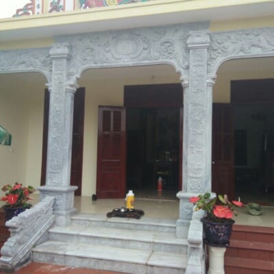 Cột Đá