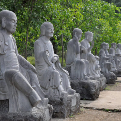 Tượng Đá La Hán