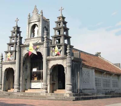 Nhà Thờ Đá